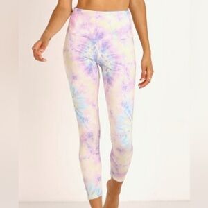Onzie pastel. Tie dye high rise leggings small/medium